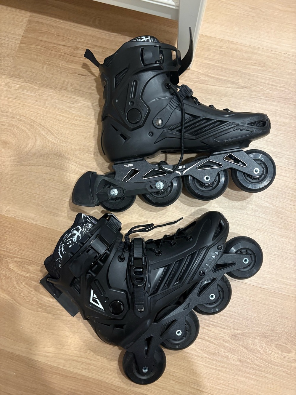 LIKU Unisex Professional Inline Skates